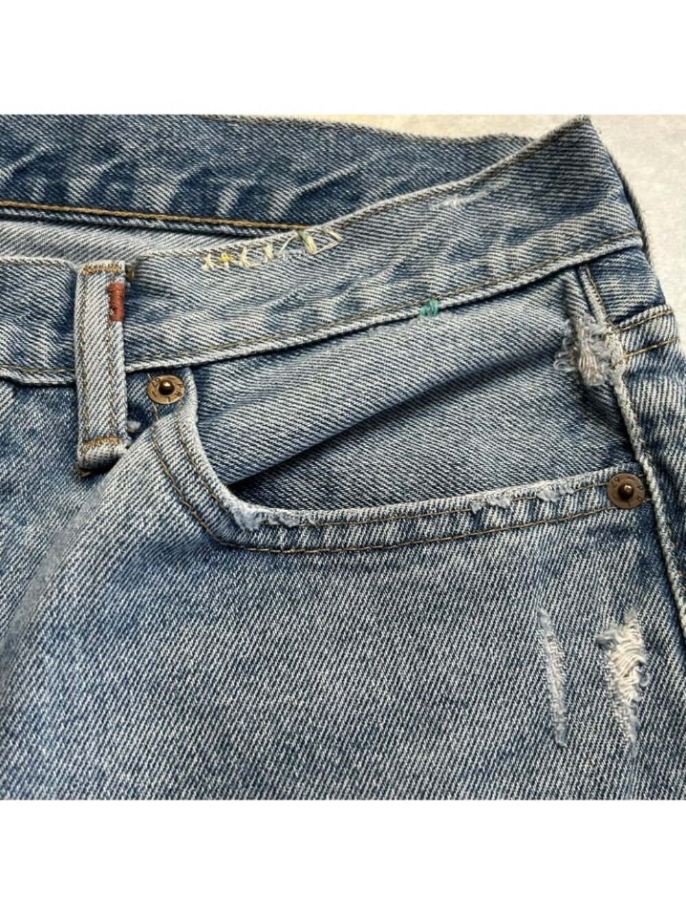 Polo Ralph Lauren Jeans Womens 29R Fits 32 Blue Light Wash Mom Distressed Heart - Picture 6 of 16